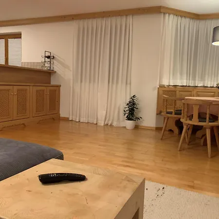 Gundhabing Апартаменты *